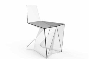 Stuhl verklebt aus Glas